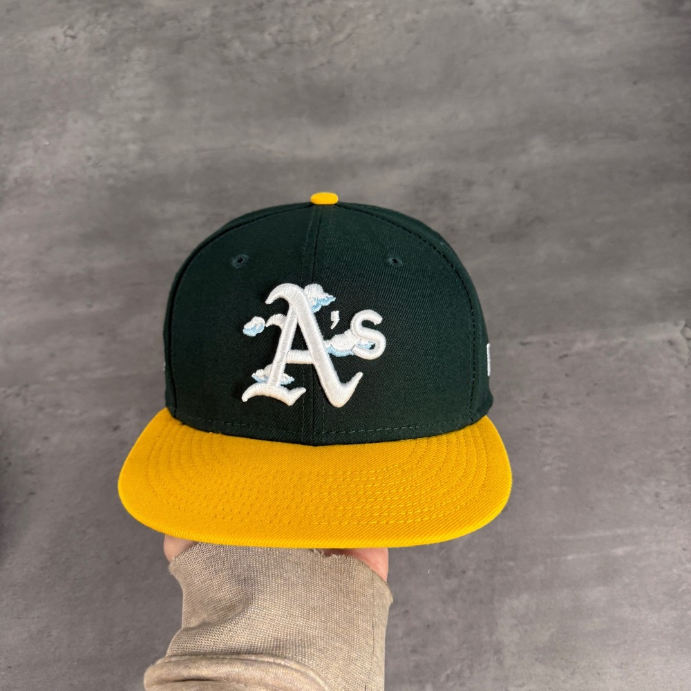 New Era Oakland Athletics Hat 7 1/4 Green Yellow Comic Cartoon Cloud Blue UV‎ - Picture 2 of 7